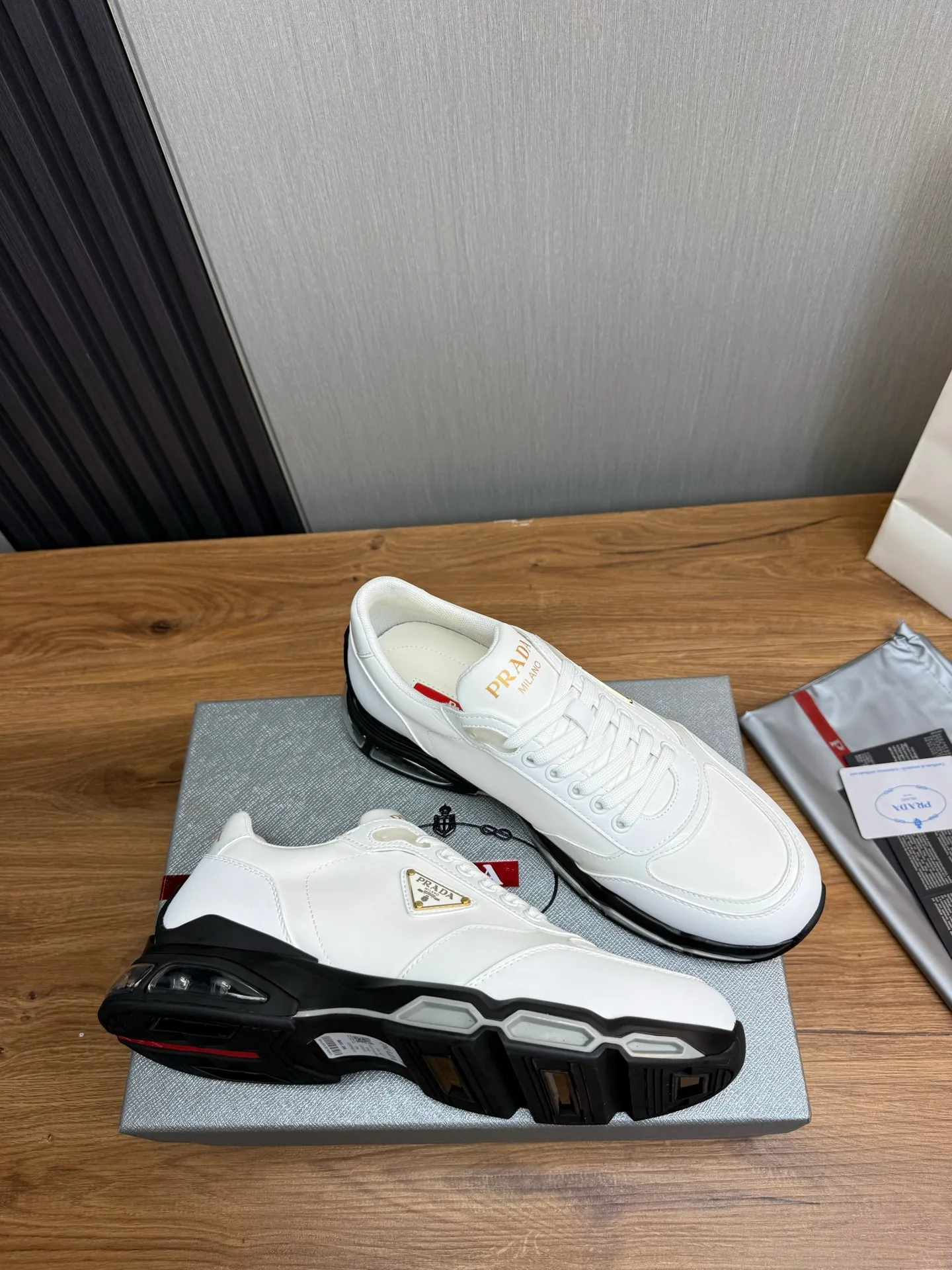 Men's shoes 💰640💰 [PRADA] Men's shoes are popular in the counter, official website is synchronized, 1 high-quality shipment ✔️Original cowhide upper + cowhide lining, 1🆚1 replica, original sole, 38-45 (45 customized, non-refundable)